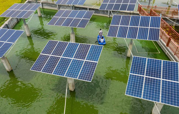 水上漁光互補(bǔ)光伏發(fā)電有什么優(yōu)勢(shì)？發(fā)展?jié)摿θ绾危? /></div>
                        <div   id=