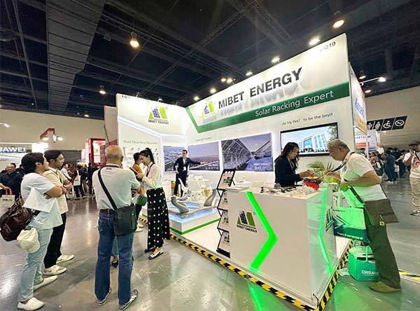 來賓參觀了解邁貝特產(chǎn)品